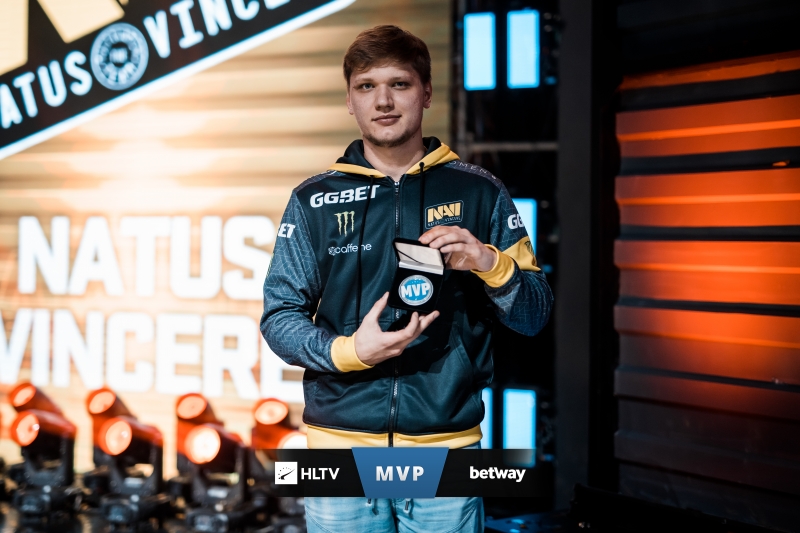 今天的转会摘要： Invictus Gaming 的“全明星”战队组建完成！ Scout 加入 JD Gaming ，与 Peyz 组成“Korean Double C”